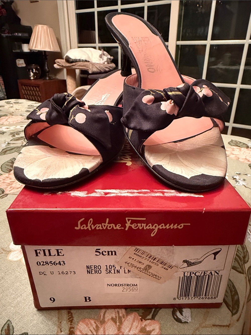 Salvatore Ferragamo File Floral Satin Bow Mules Heels Size 9 B